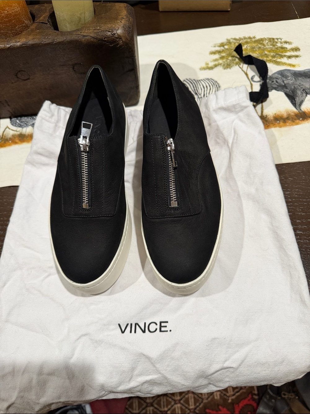 “VINCE WARNER” Zipper Front Platform Sneakers